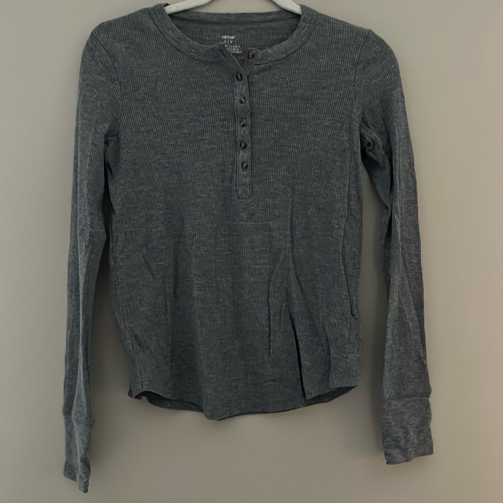 aerie Long Sleeve Henley Top in Heathered Blue-Gray